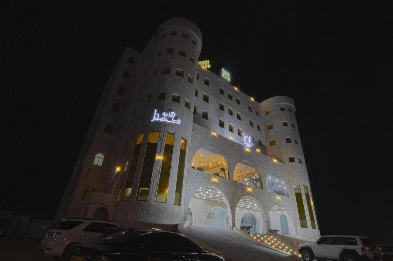 عبري كاسل هوتيل Exteriör bild